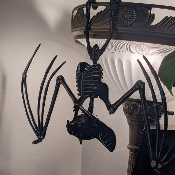 Handcrafted  Bat Skellington - Picture 8 of 9